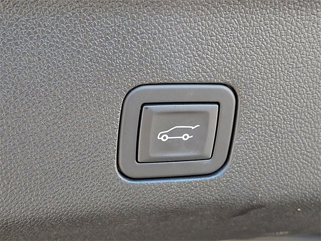 Used 2025 Chevrolet Suburban Premier w/ Sun And Tow Package image 26