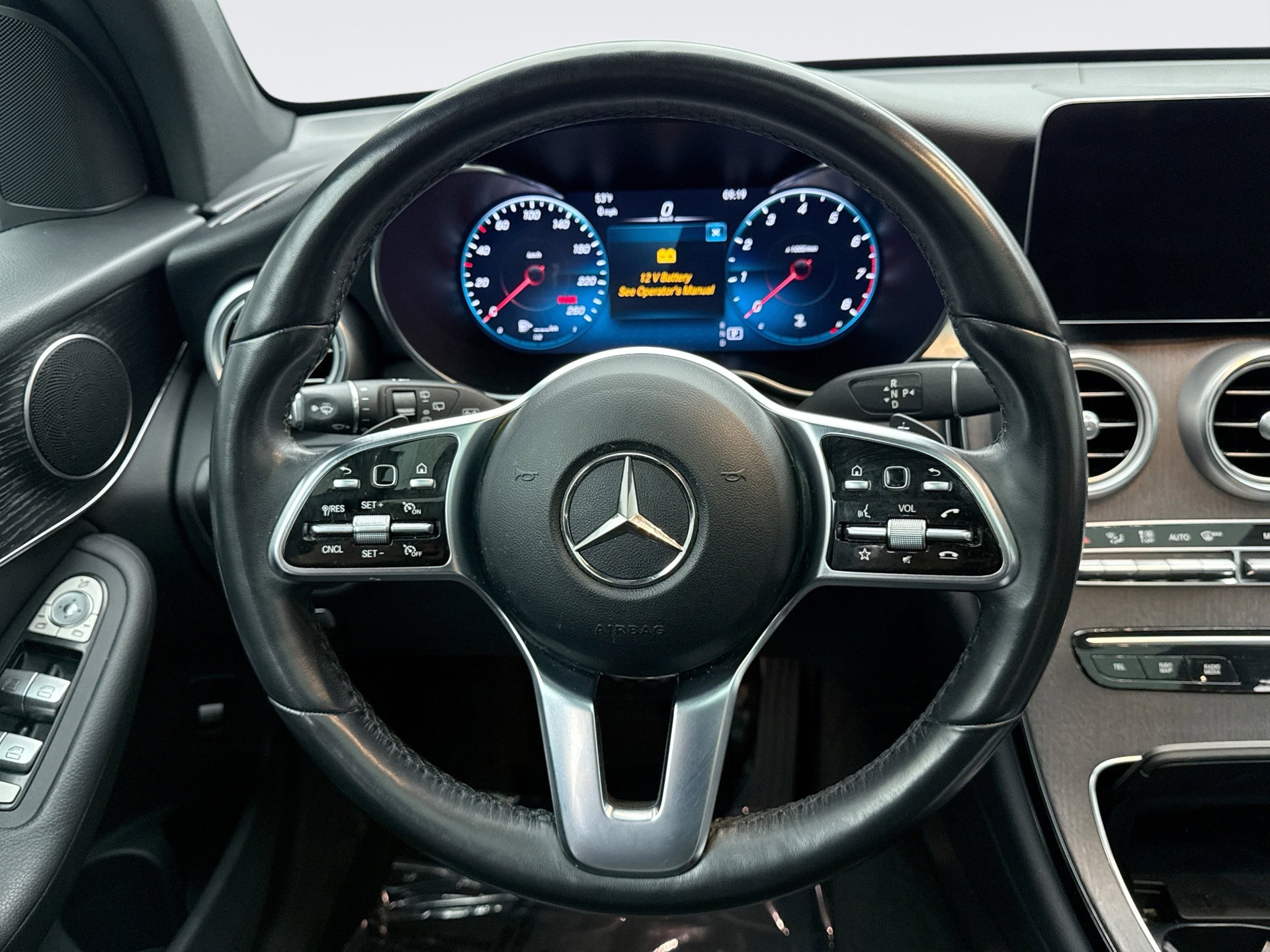 Used 2022 Mercedes-Benz GLC 300 4MATIC w/ Multimedia Package Lite image 12