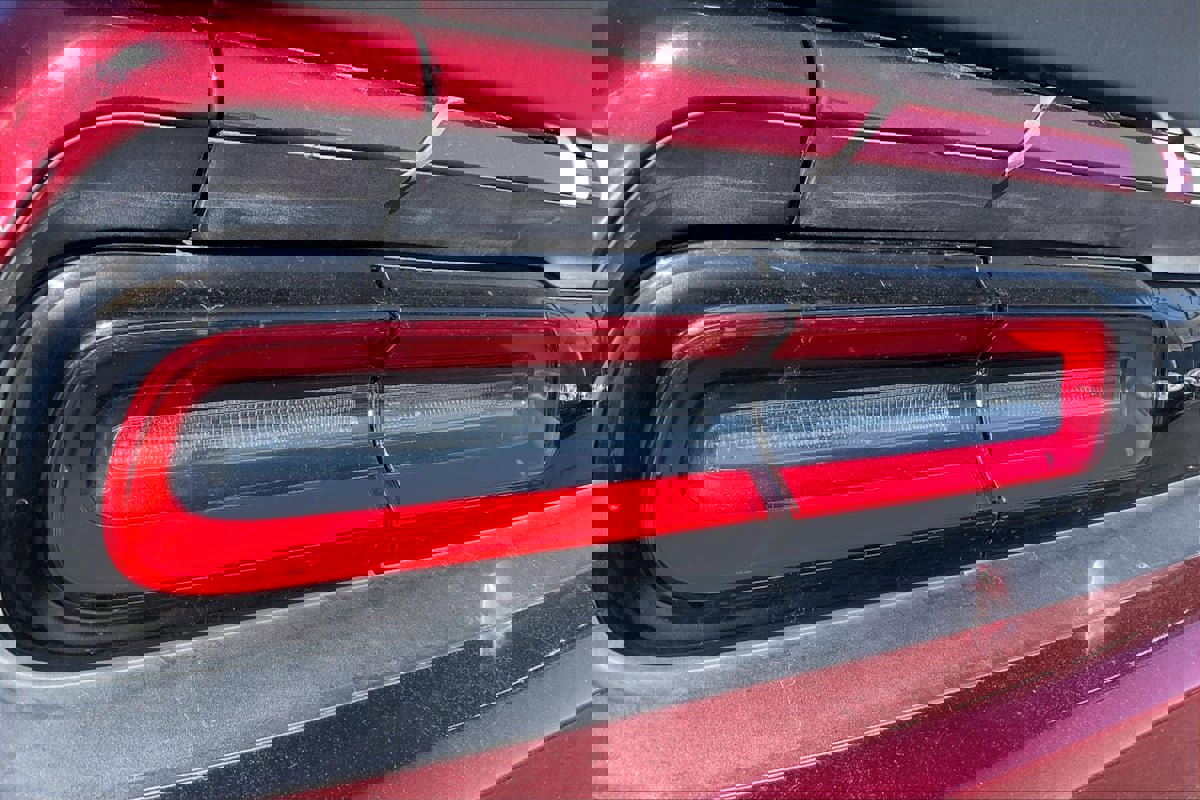 Used 2018 Dodge Challenger SXT w/ Blacktop Package image 30