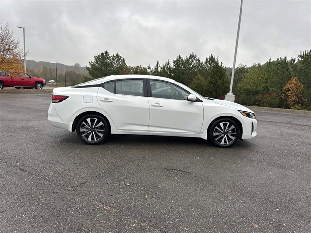 New 2025 Nissan Sentra SV w/ SV Premium Package image 3