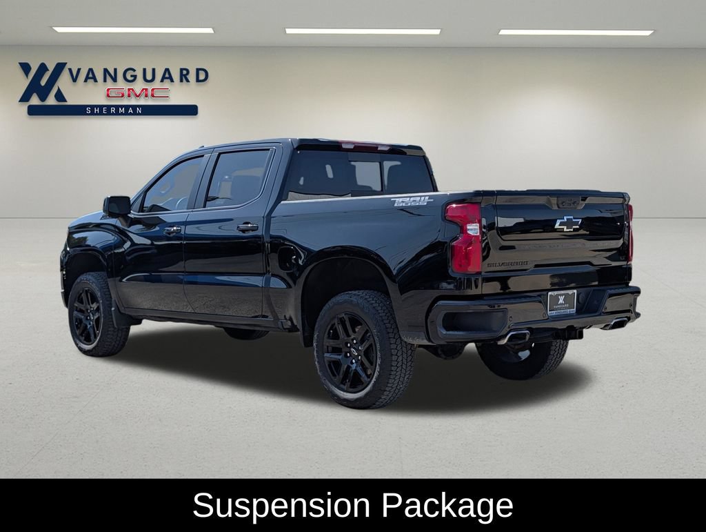 Used 2026 Chevrolet Silverado 1500 LT Trail Boss w/ LT Trail Boss Premium Package AWD/4WD image 5