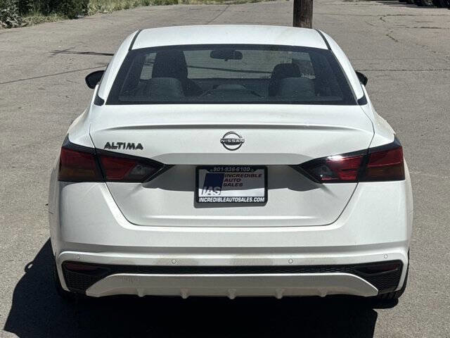 Used 2024 Nissan Altima 2.5 S FWD image 5