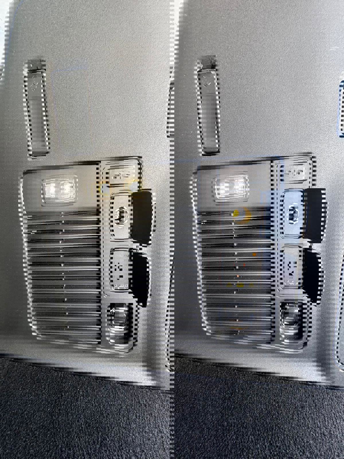 New 2025 Ford Expedition Max Platinum w/ Driver's Package image 10