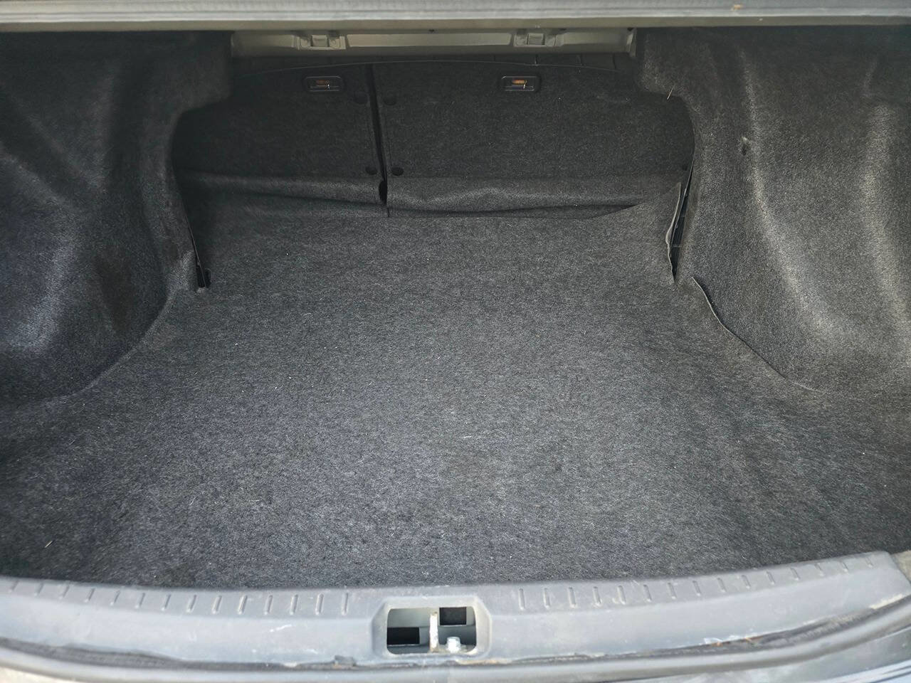 Used 2012 Toyota Yaris Sedan image 44