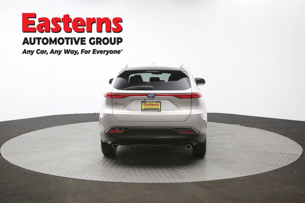 Used 2024 Toyota Venza LE image 35