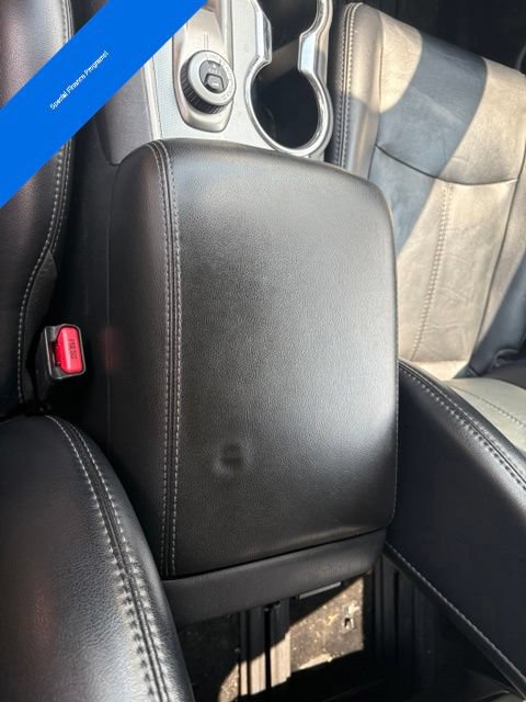 Used 2019 Nissan Pathfinder SL AWD/4WD image 26