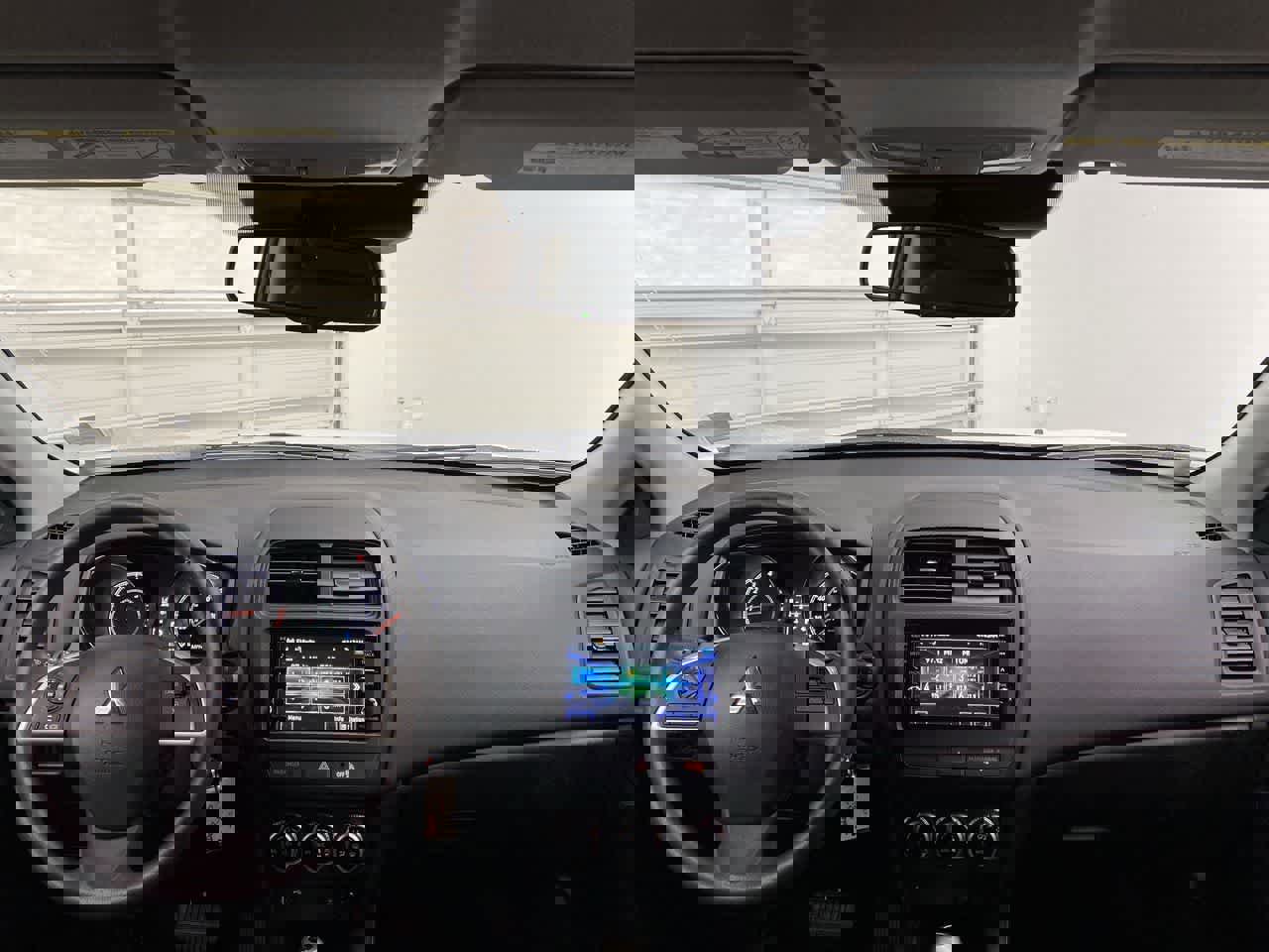 Used 2025 Mitsubishi Outlander Sport ES image 13