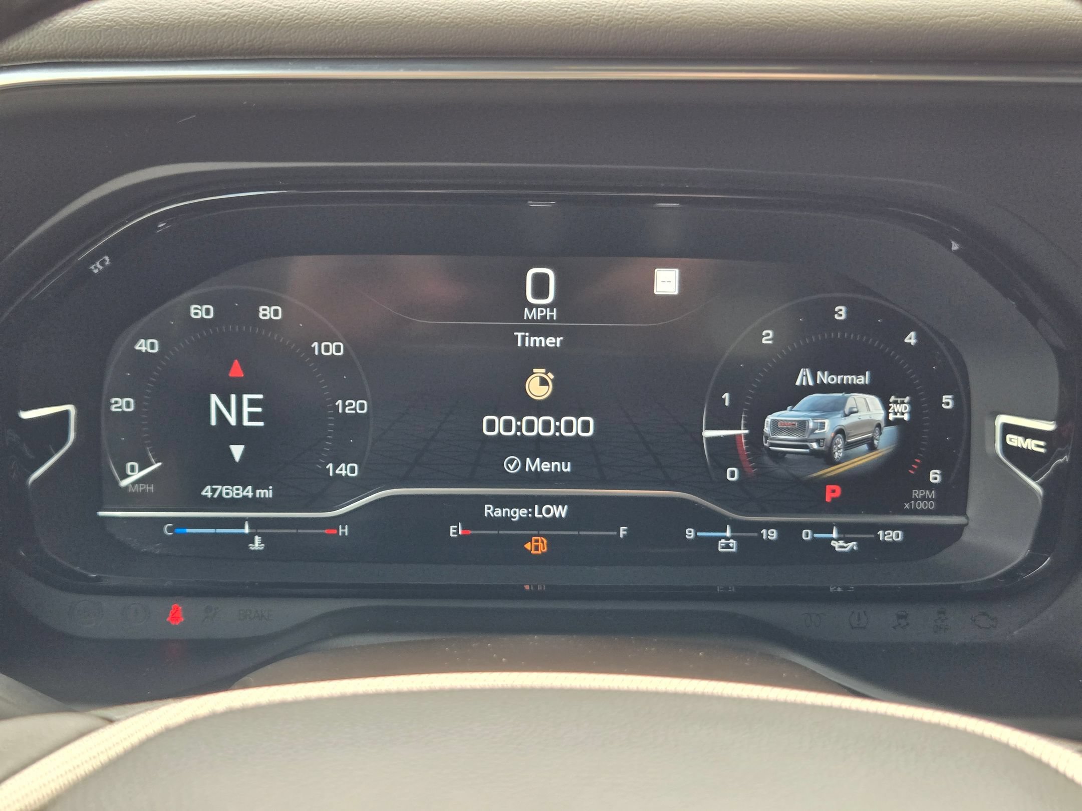 Used 2022 GMC Yukon XL Denali AWD/4WD image 14