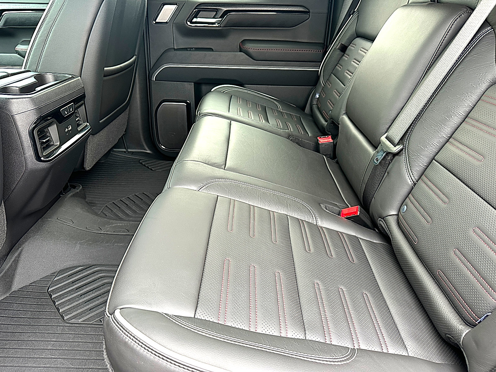 Used 2026 GMC Sierra 1500 AT4X w/ AT4X AEV Edition AWD/4WD image 18