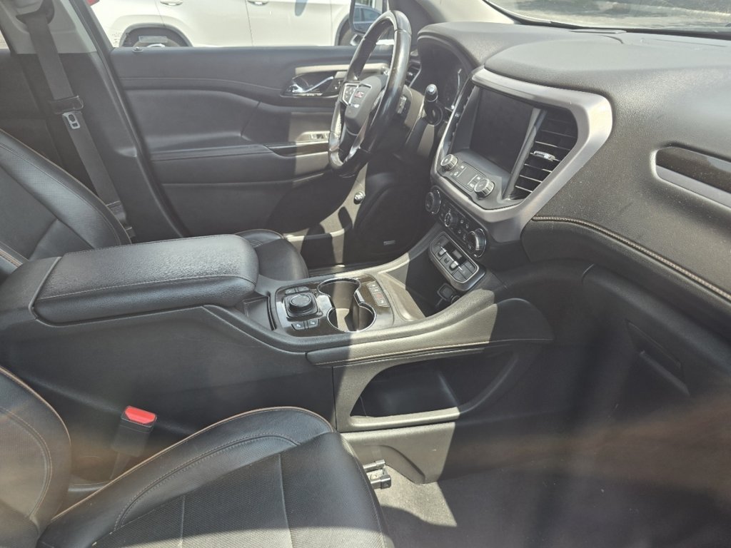 Used 2020 GMC Acadia SLT AWD/4WD image 13