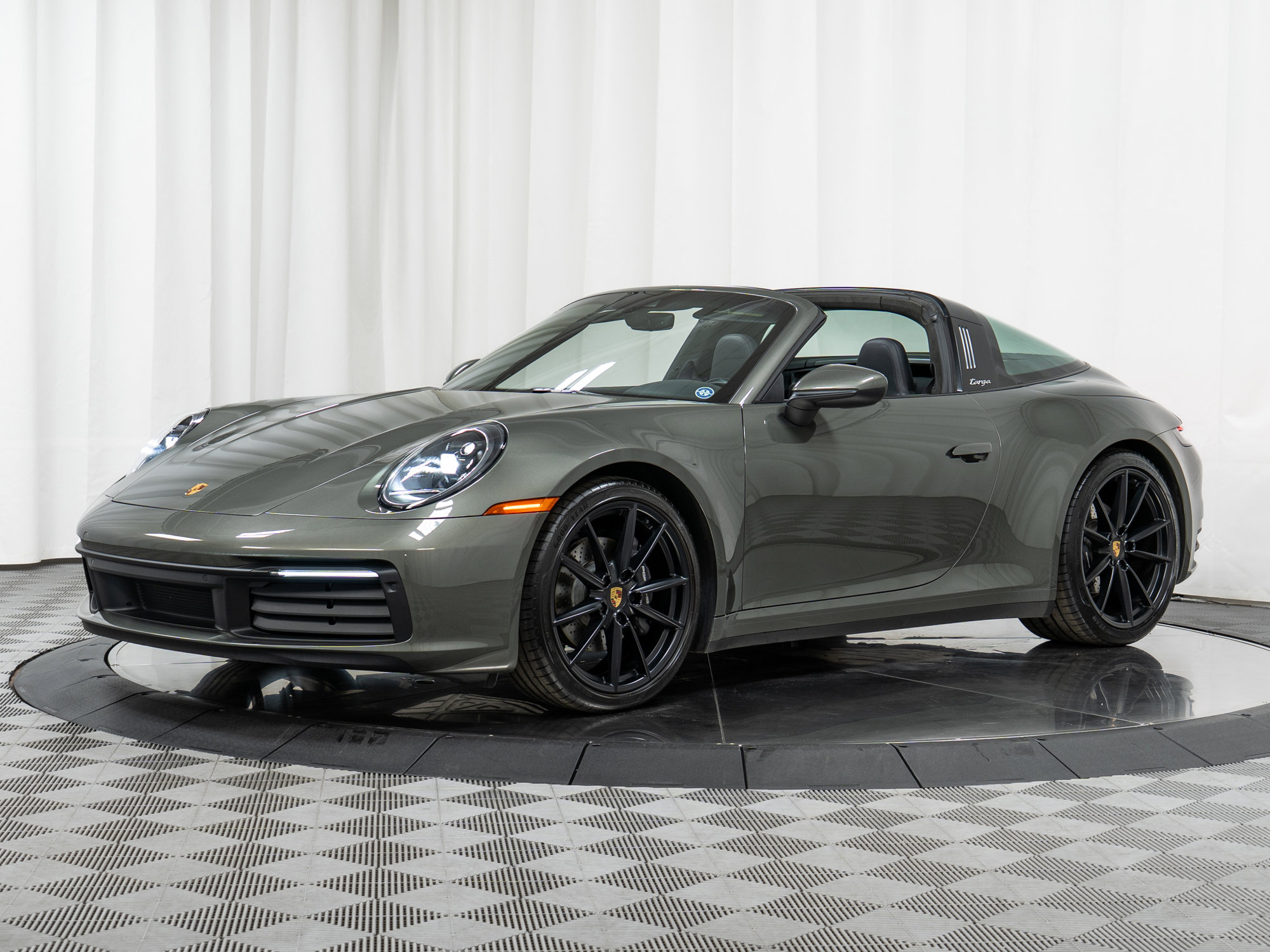 Certified 2022 Porsche 911 Targa 4 image 30