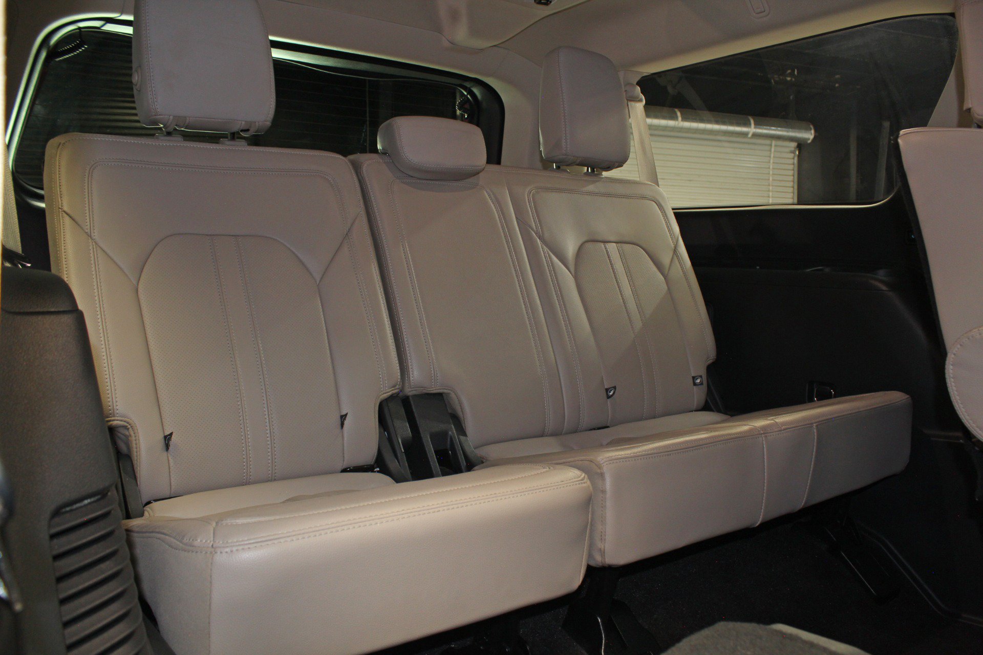 Used 2023 Ford Expedition Max Limited AWD/4WD image 43