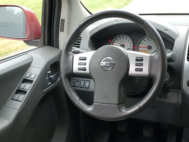 Used 2018 Nissan Frontier PRO-4X AWD/4WD image 23