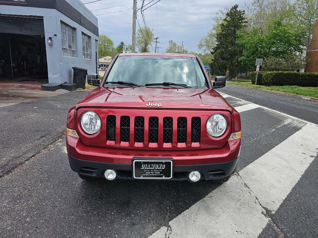 Used 2016 Jeep Patriot Sport w/ Power Value Group FWD image 2