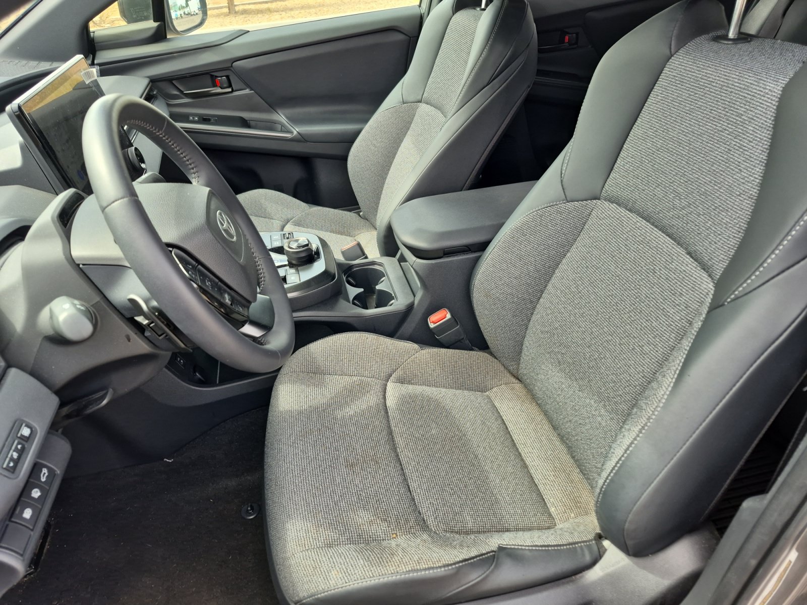 Used 2026 Toyota bZ AWD/4WD image 17