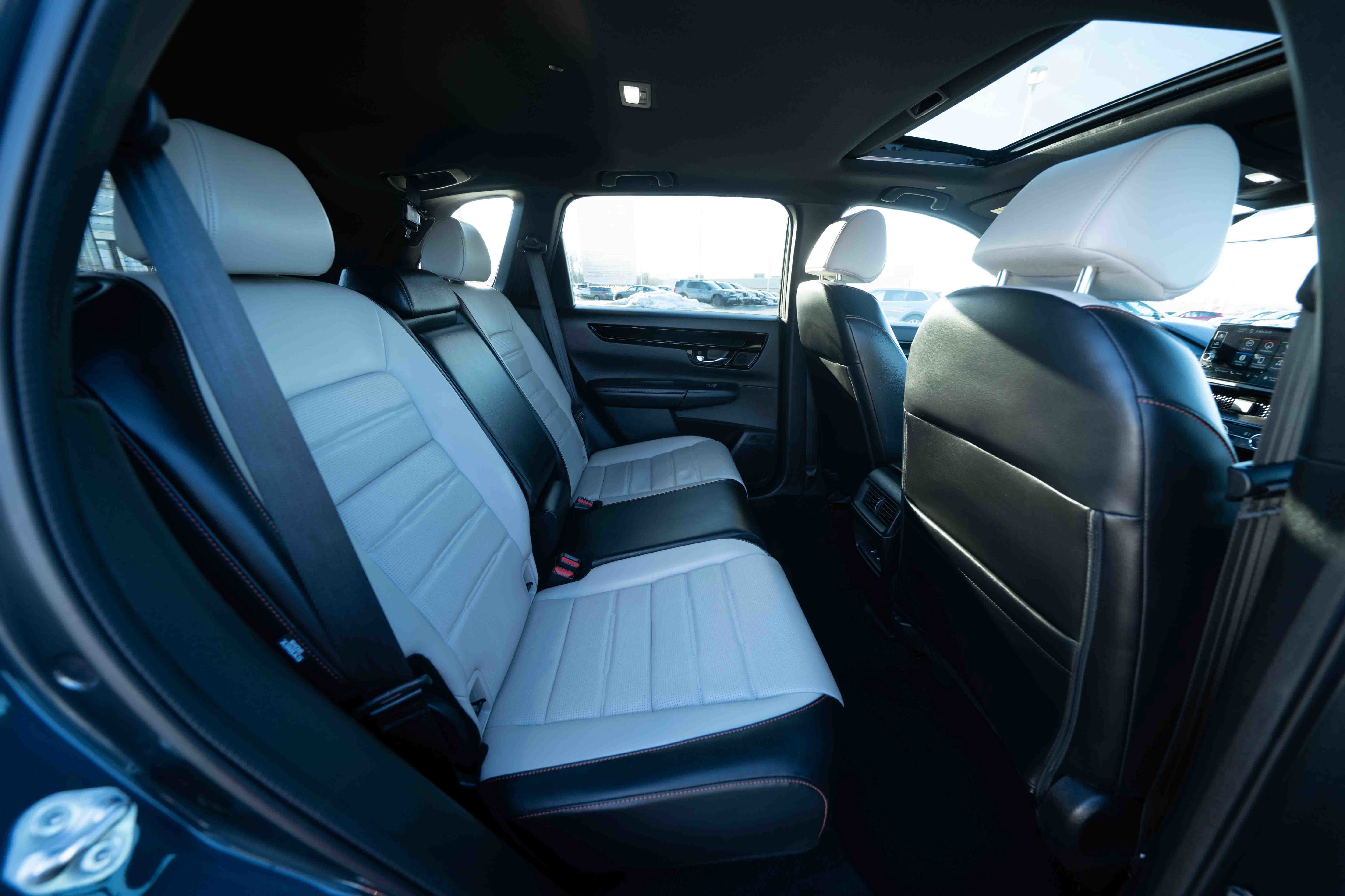 Certified 2025 Honda CR-V Sport Touring image 25