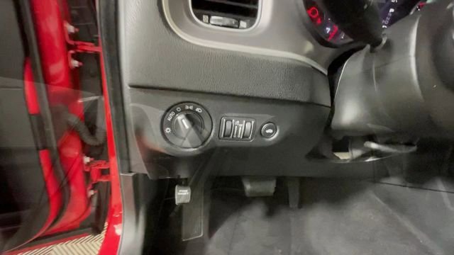 Used 2022 Dodge Charger SXT RWD image 21