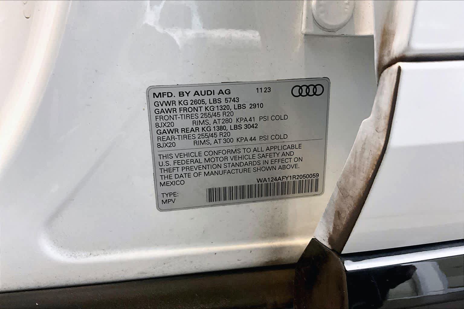 Used 2024 Audi SQ5 Premium Plus AWD/4WD image 33