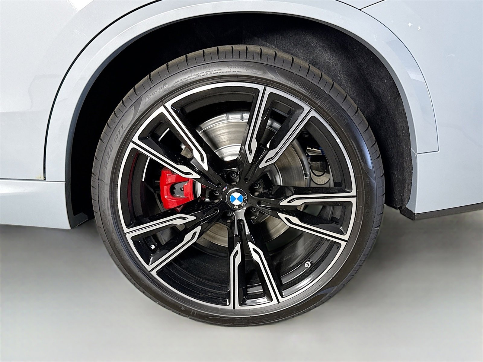 New 2026 BMW X5 M60i image 33