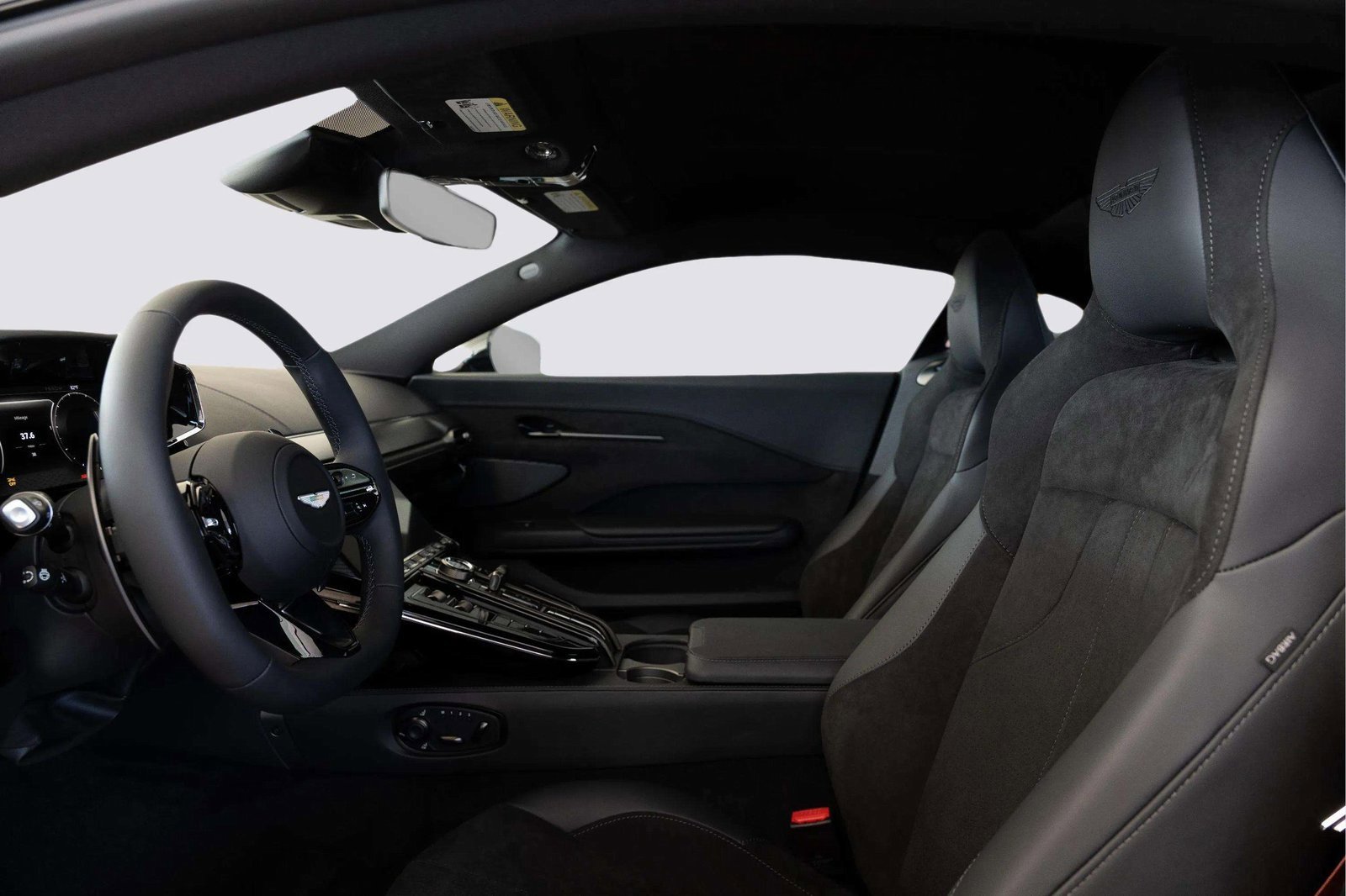 New 2026 Aston Martin V8 Vantage Coupe image 28