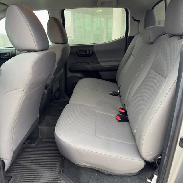 Used 2022 Toyota Tacoma SR image 11