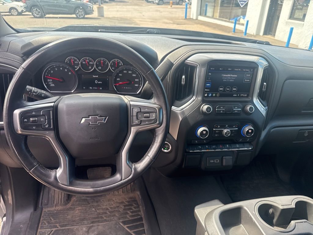 Certified 2022 Chevrolet Silverado 1500 RST w/ LPO, Blackout Package AWD/4WD image 21