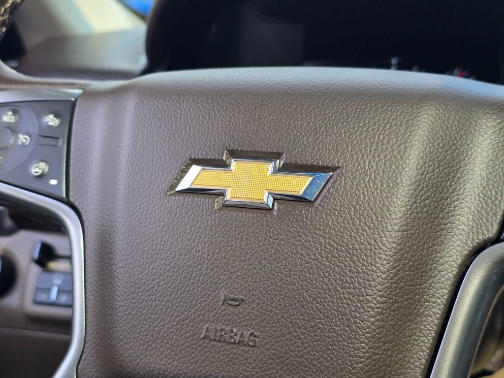 Used 2017 Chevrolet Suburban Premier AWD/4WD image 32