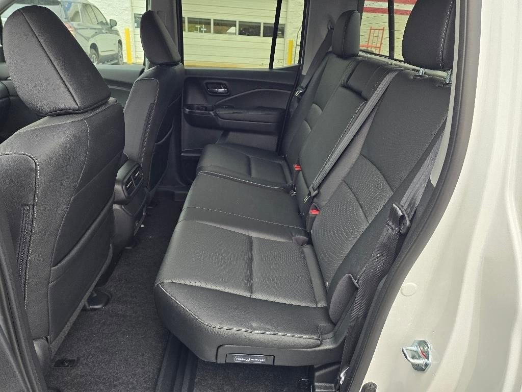 New 2025 Honda Ridgeline RTL image 13