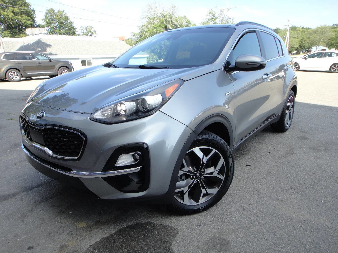 Used 2020 Kia Sportage EX w/ Option Group 15 image 1