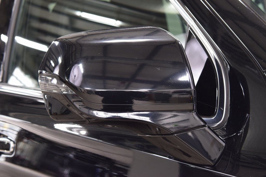 Used 2024 GMC Yukon XL Denali w/ Max Trailering Package image 18