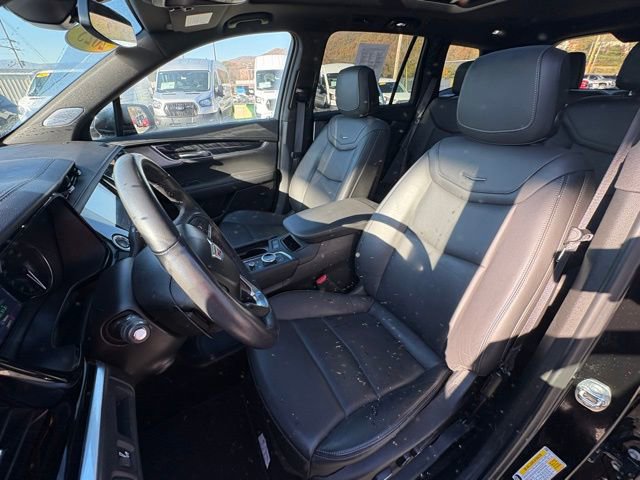 Used 2025 Cadillac XT6 Premium Luxury image 27