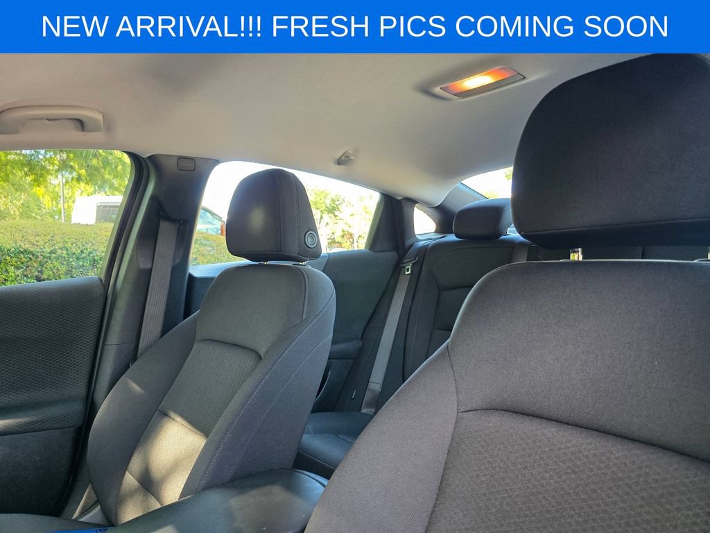 Used 2025 Chevrolet Malibu RS FWD image 9