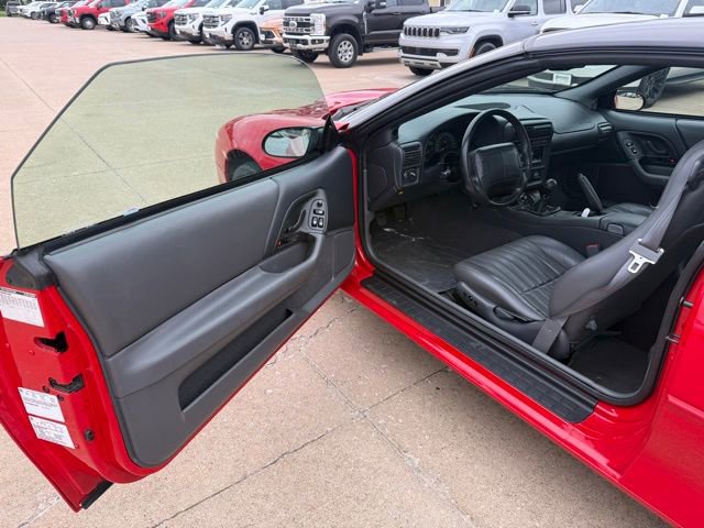Used 1998 Chevrolet Camaro Z28 w/ SS Performance/Appearance Pkg RWD image 9