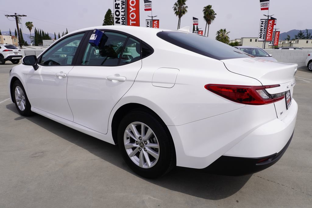 Certified 2025 Toyota Camry LE image 5