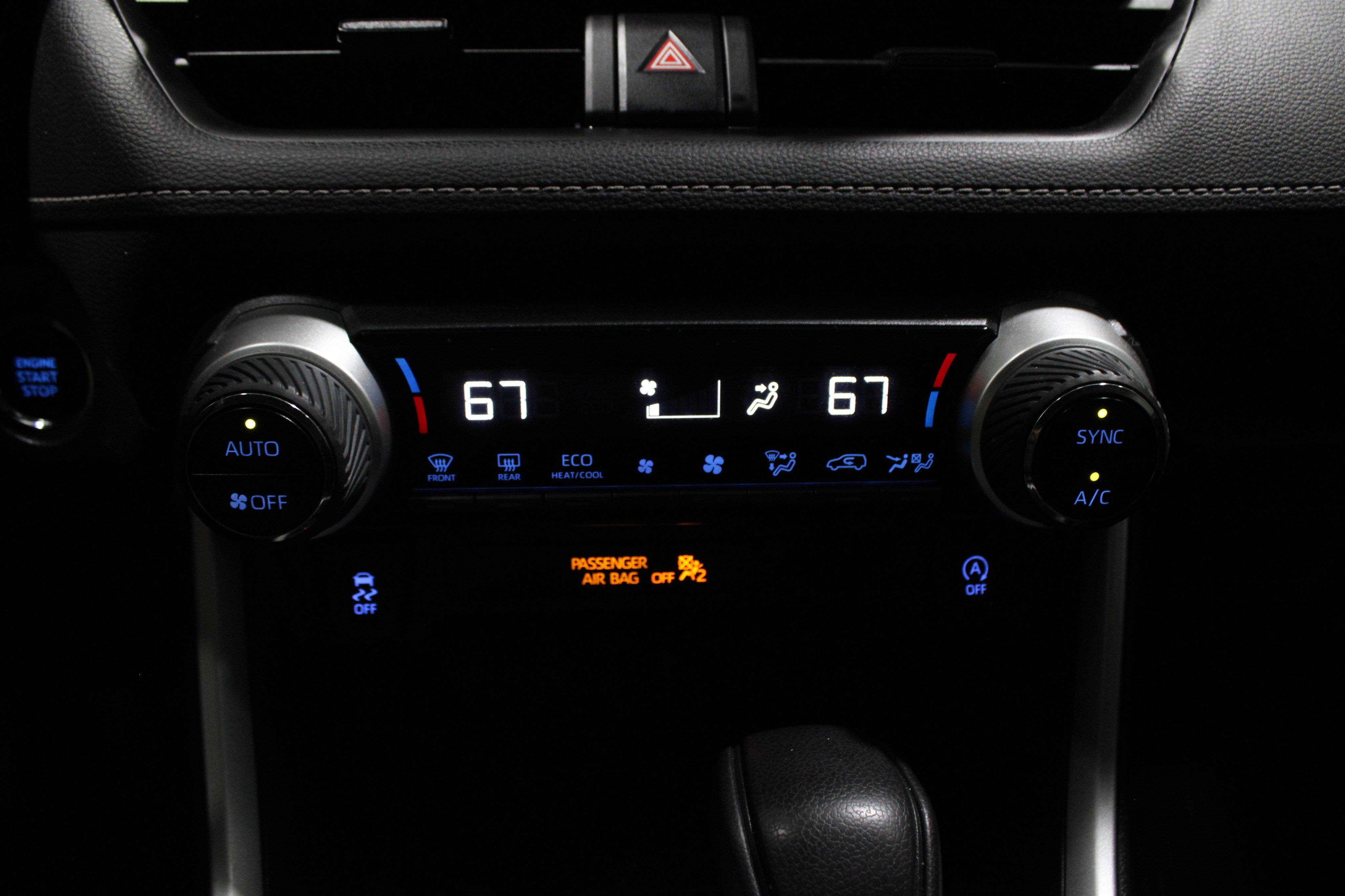 Used 2022 Toyota RAV4 XLE image 19