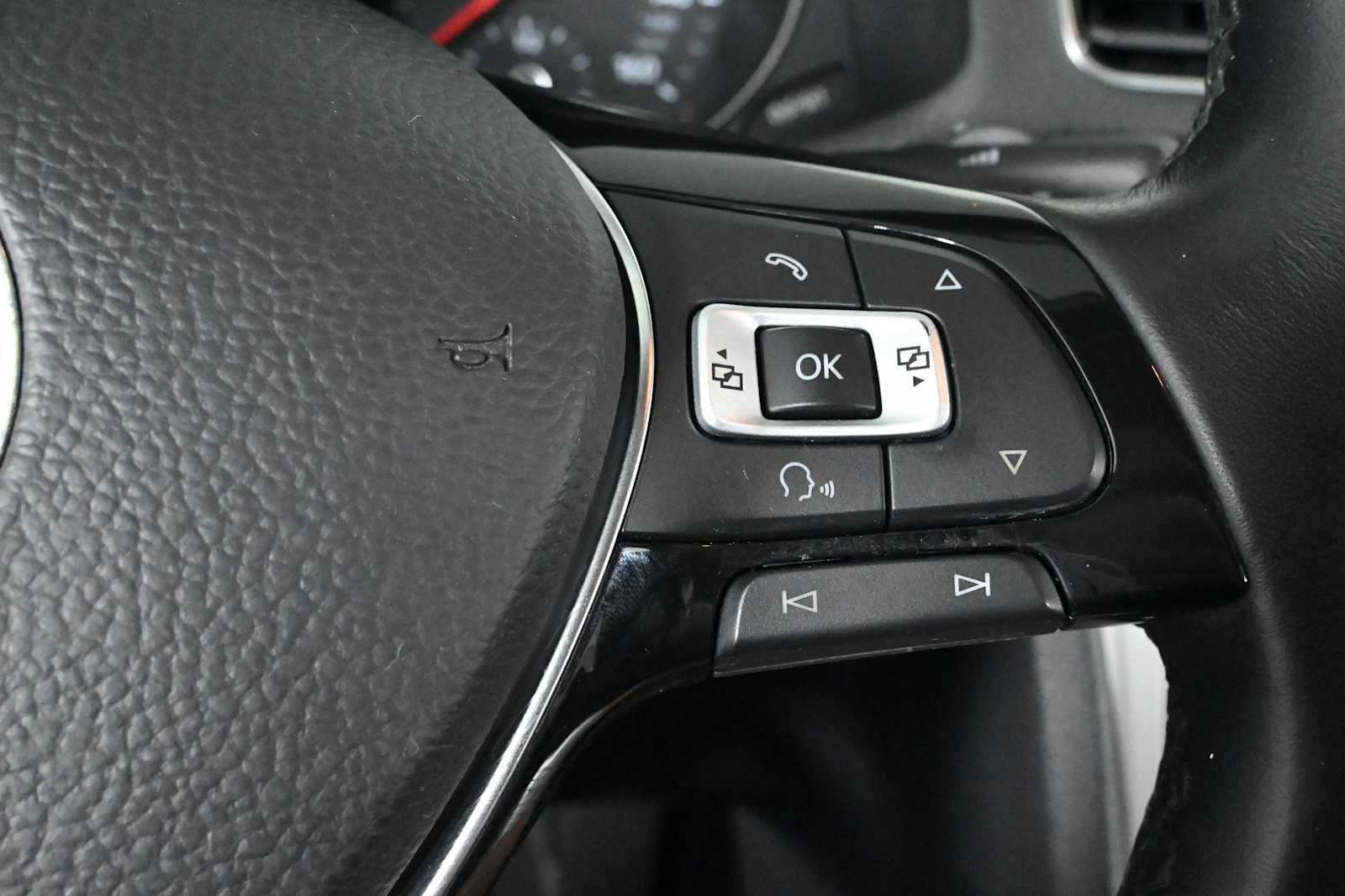 Used 2019 Volkswagen Passat 2.0T Wolfsburg FWD image 20