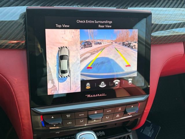 Used 2022 Maserati Quattroporte Trofeo image 28