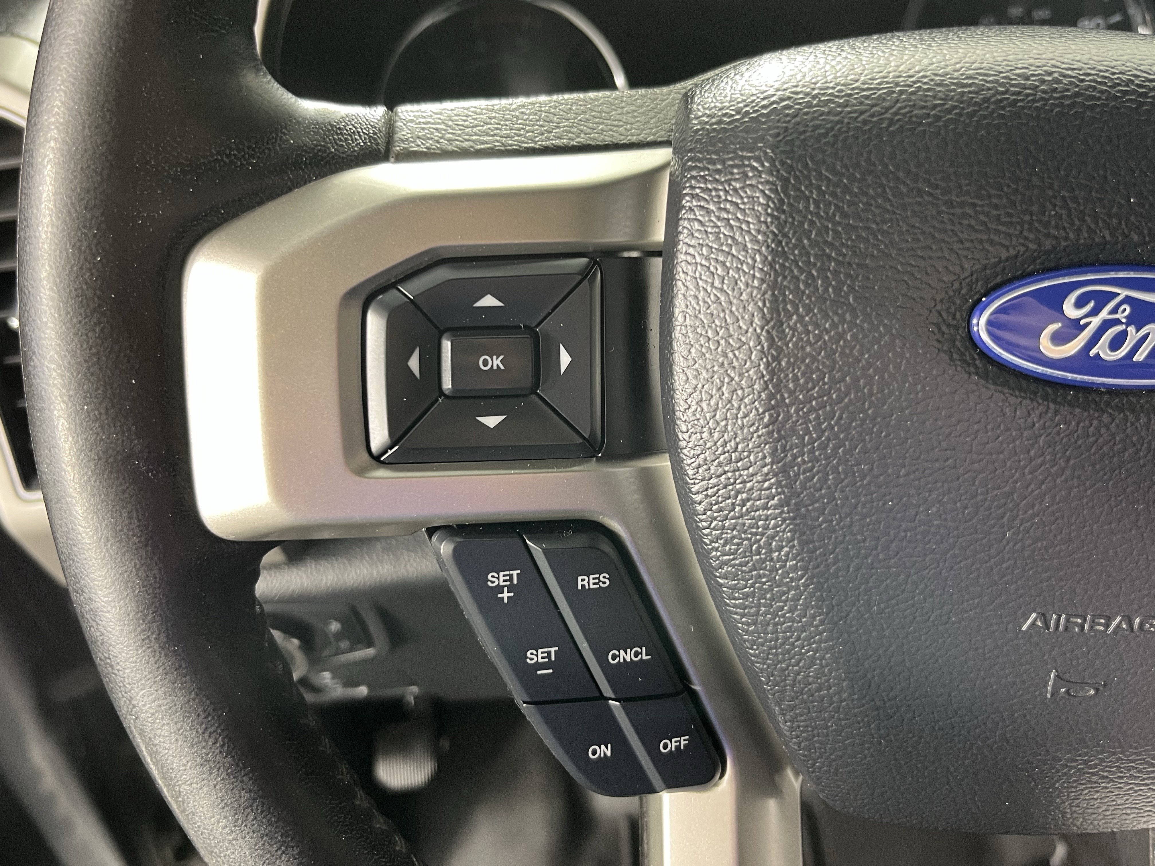 Used 2020 Ford F250 Lariat image 17