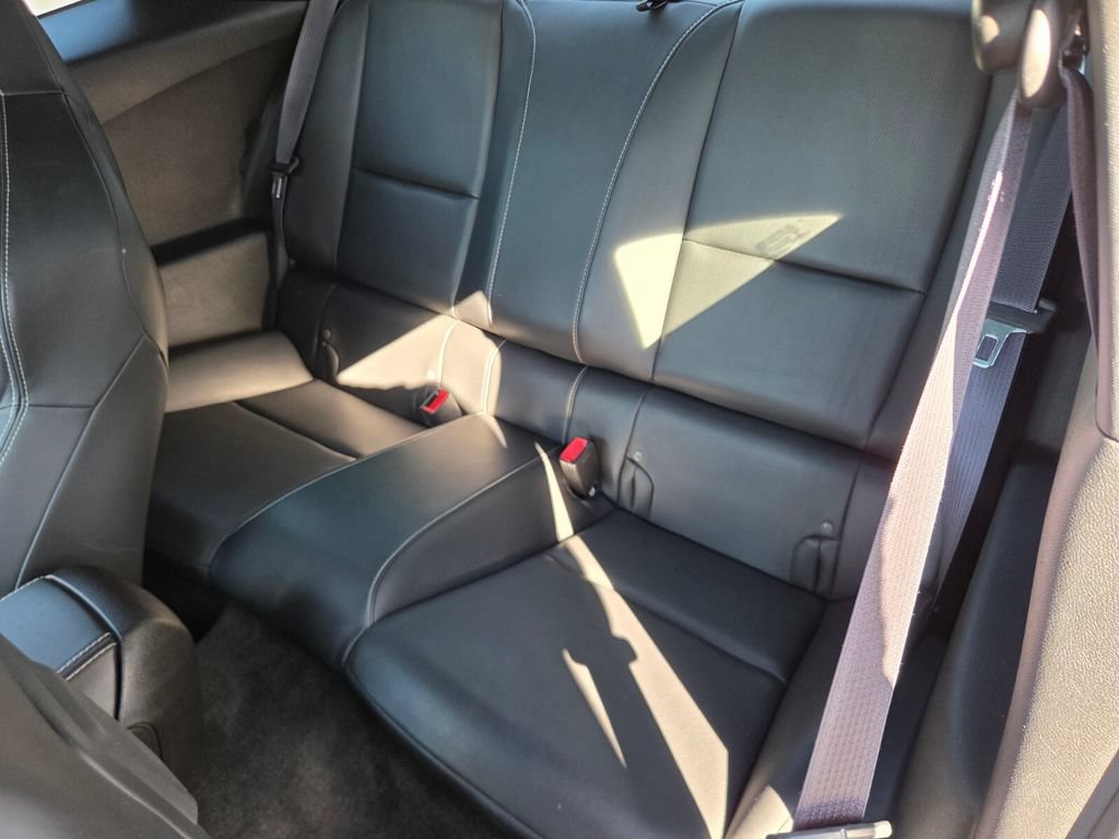 Used 2015 Chevrolet Camaro SS w/ SS Performance Package RWD image 13