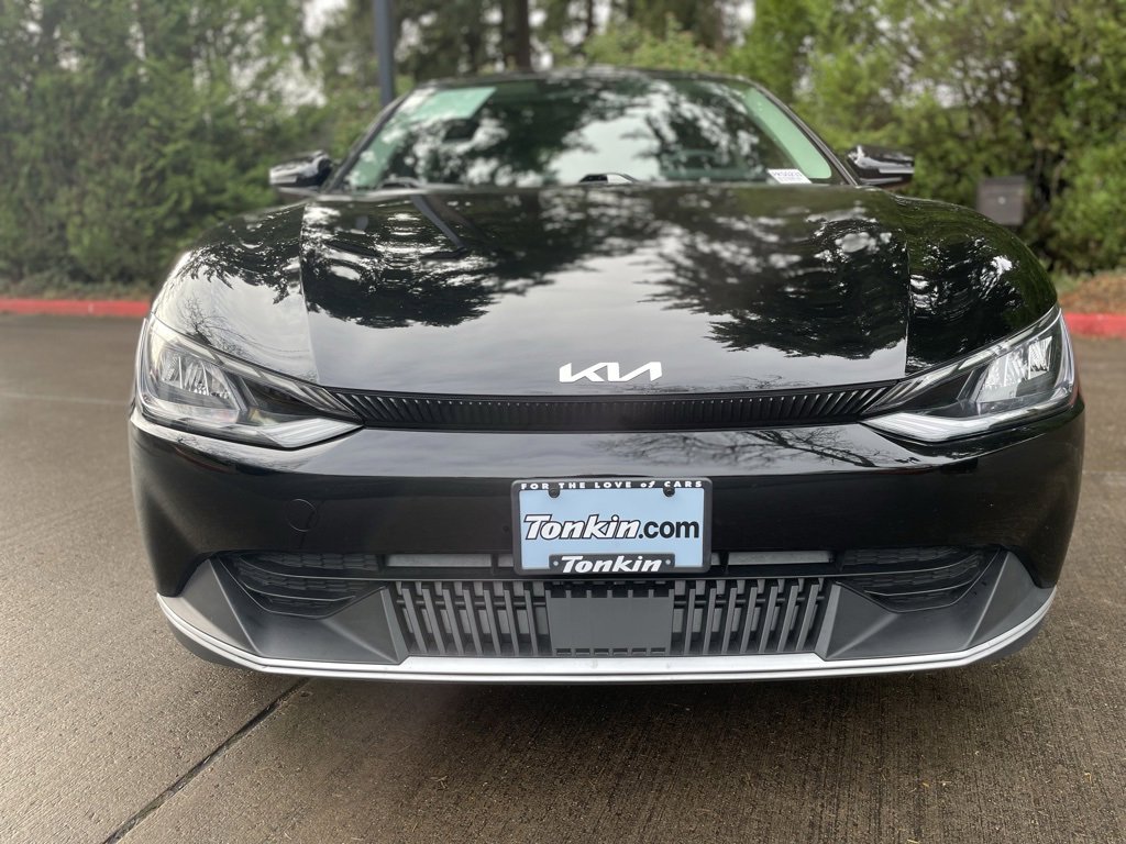 Used 2024 Kia EV6 Light image 12