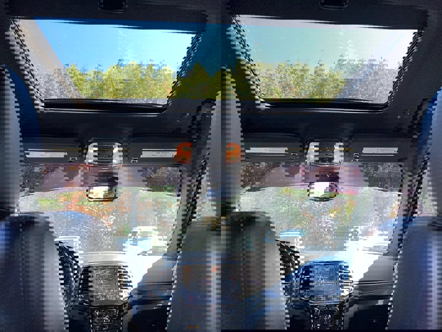 Used 2021 Jeep Grand Cherokee Laredo X image 25