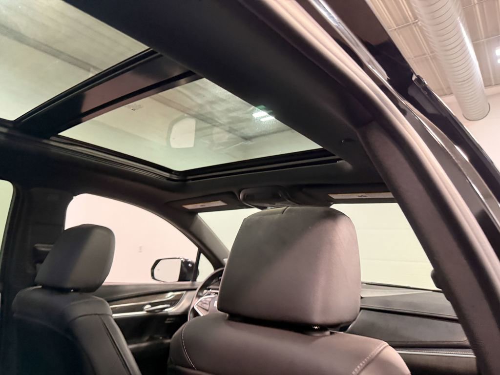 Used 2024 Cadillac XT5 Sportv w/ Technology Package image 70