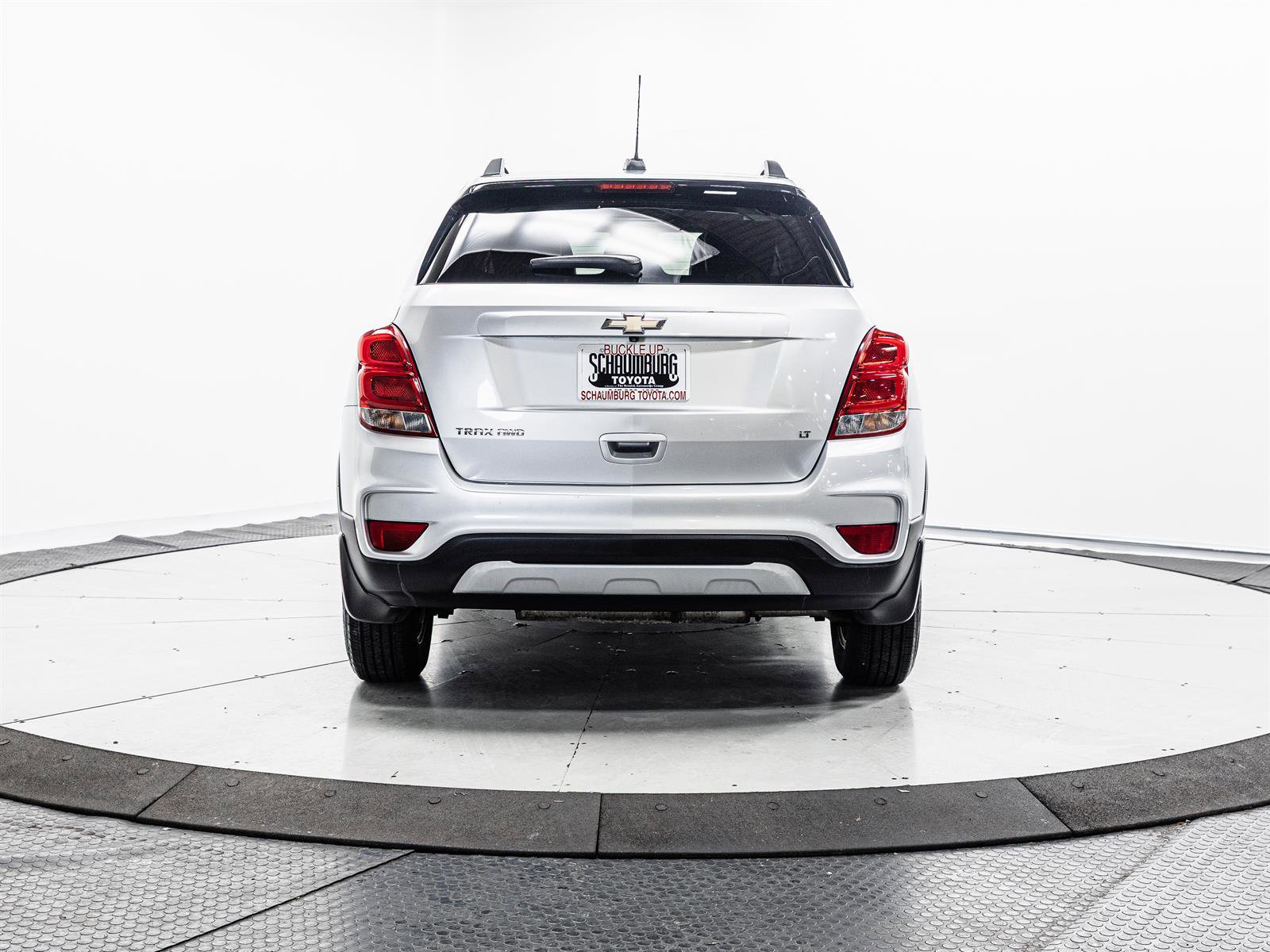 Used 2017 Chevrolet Trax LT w/ LT Convenience Package image 8