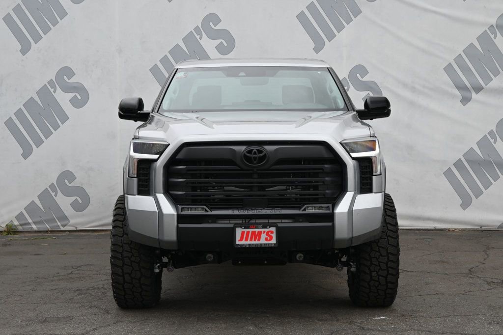Used 2024 Toyota Tundra Limited image 2