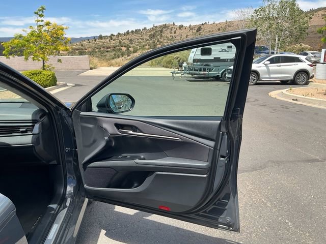 Used 2025 Toyota Camry LE w/ Convenience Package FWD image 15