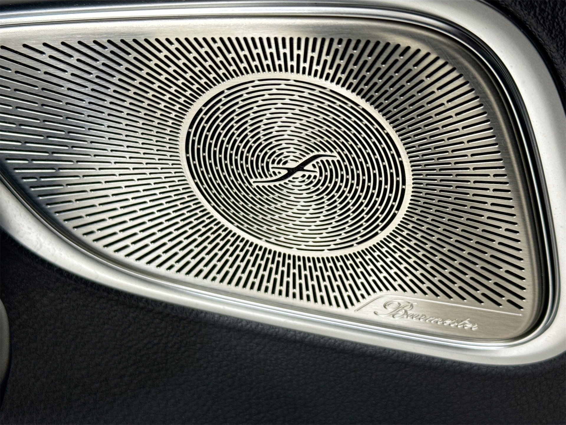 Certified 2025 Mercedes-Benz GLC 300 image 20