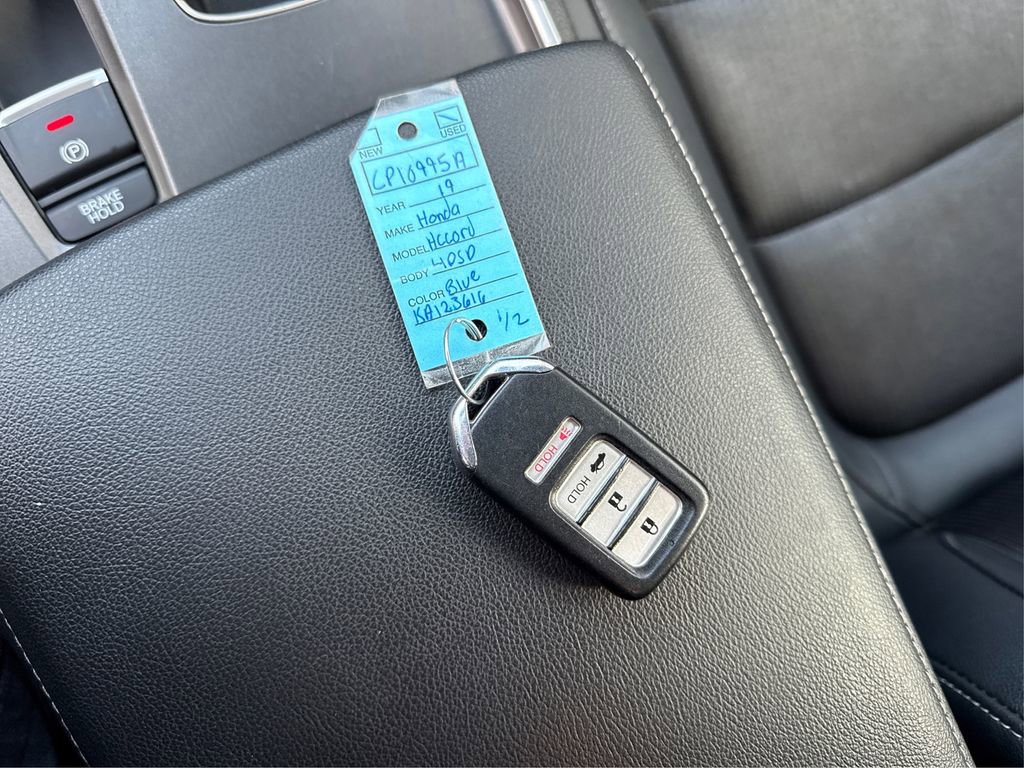 Used 2019 Honda Accord Sport image 35