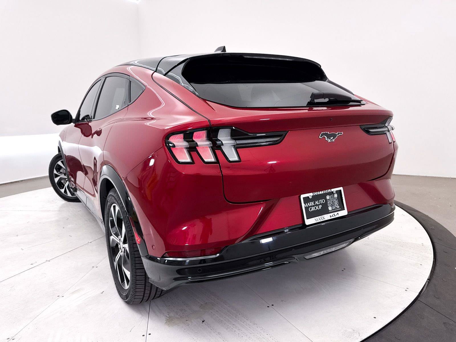 Used 2022 Ford Mustang Mach-E Premium RWD image 8