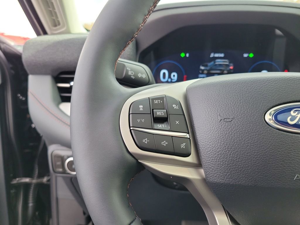 New 2026 Ford Explorer Active w/ Active Comfort Package image 23