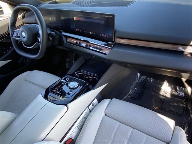 Certified 2024 BMW i5 eDrive40i w/ M Sport Package image 14